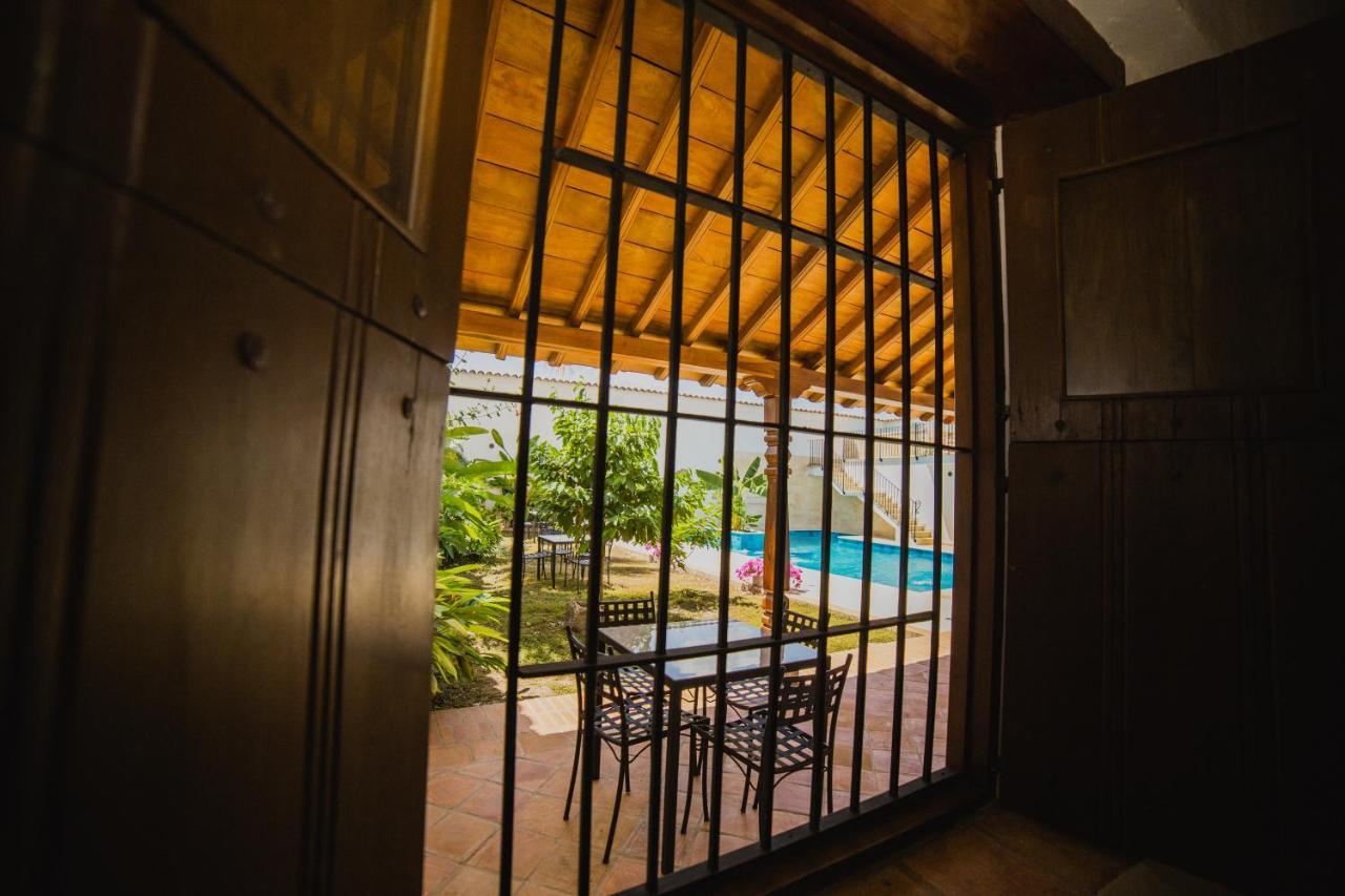 Karakali Boutique Hotel Mompos Luaran gambar