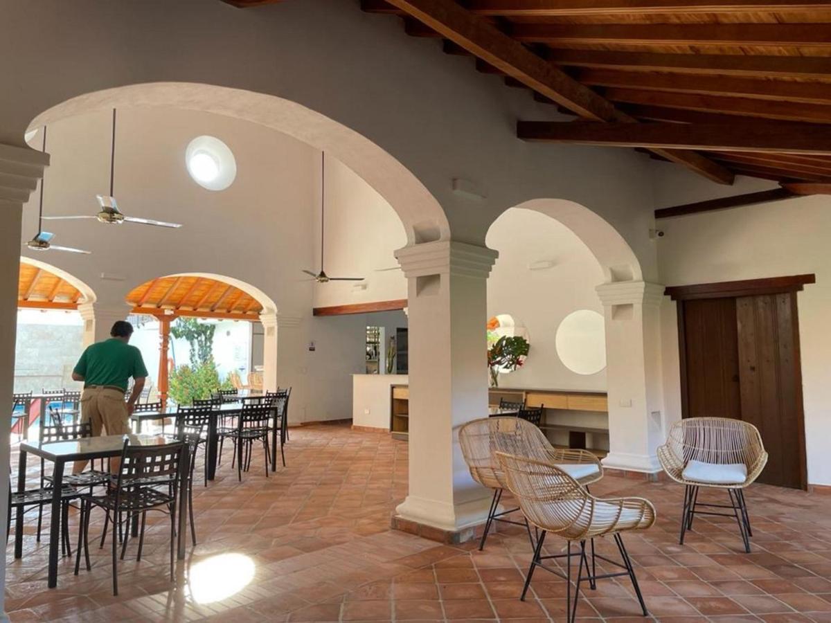 Karakali Boutique Hotel Mompos Luaran gambar