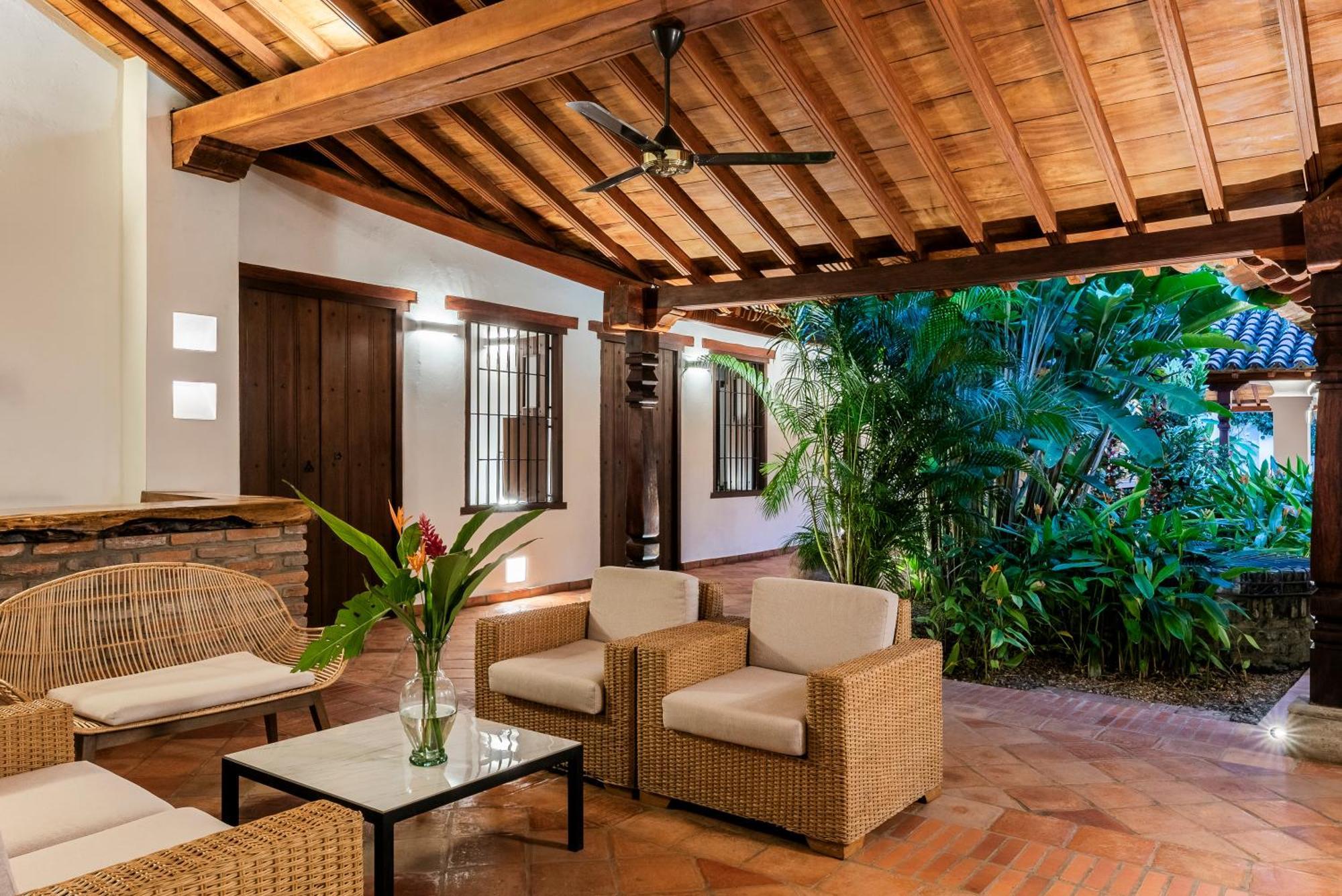 Karakali Boutique Hotel Mompos Luaran gambar